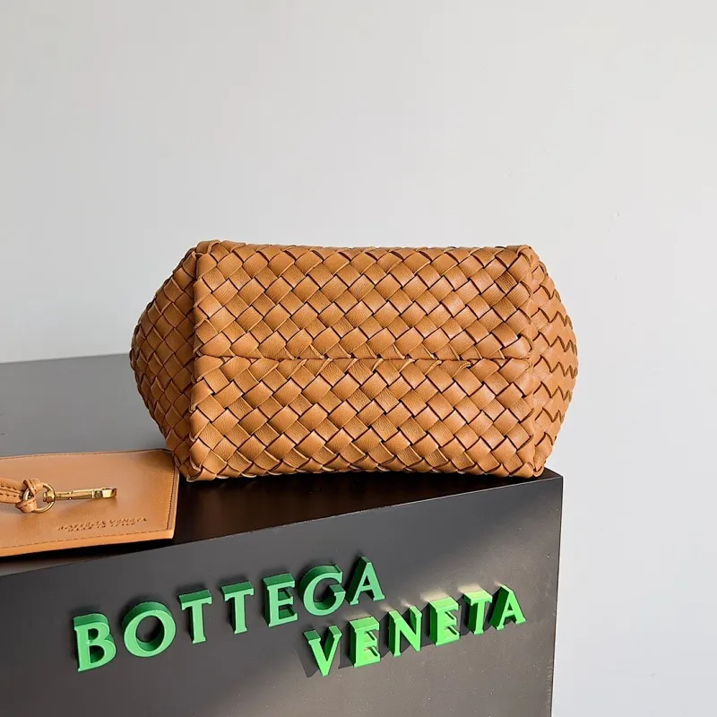 All categories 💚 Authentic bags 💚 BV 2025 new BV handbags